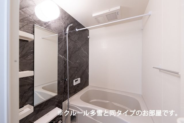 シエロガーデン柏崎Ｂの浴室|日々の疲れを癒すお風呂付です