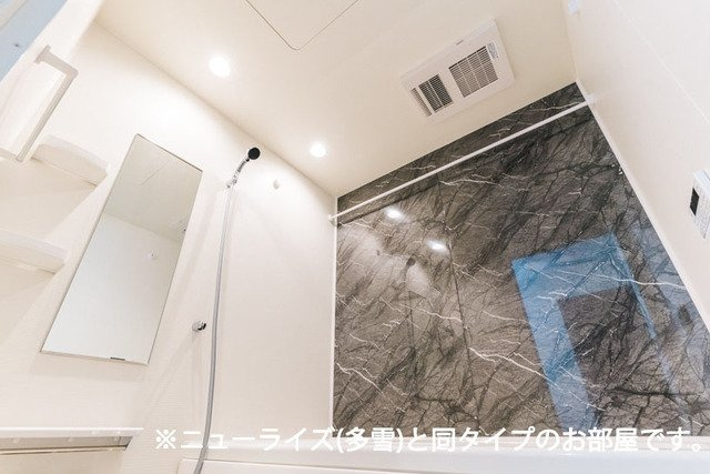シエロガーデン柏崎Ｃの浴室|日々の疲れを癒すお風呂付です