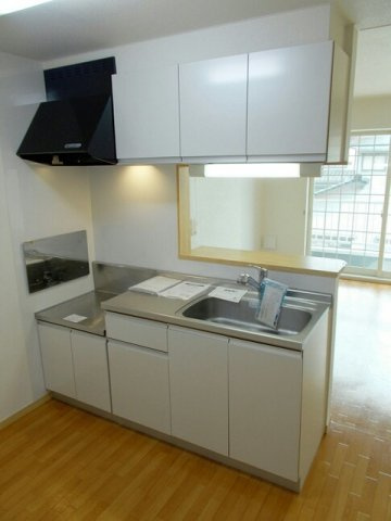 ＥＤＩ　Ｍ－１のキッチン|コンパクトなキッチンで掃除もラクラク