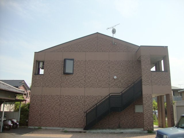 レガリーニの外観|外観写真（昼）