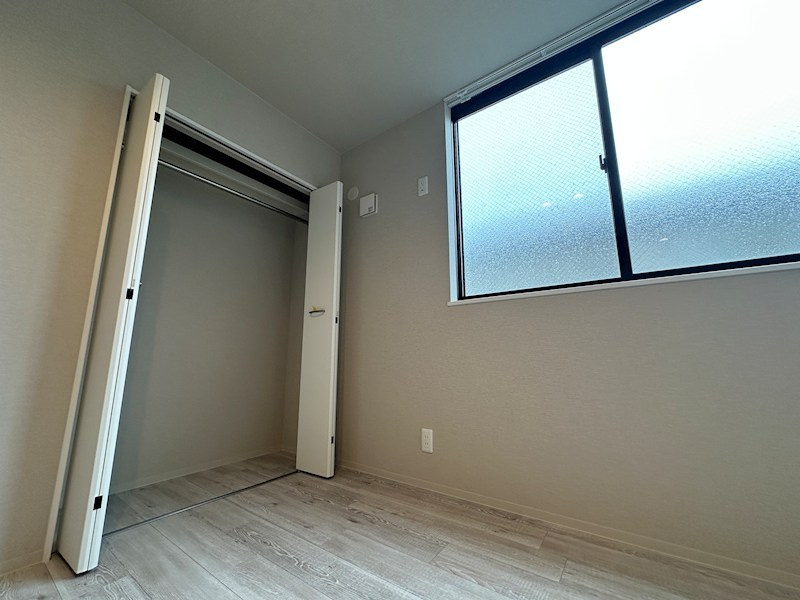 ブロンテ大久保駅前Ⅲの収納