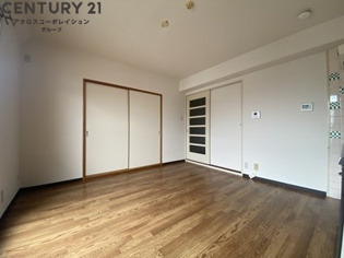 和室と合わせて使用できる広々ダイニングキッチン