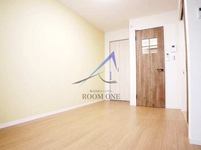 三ツ沢ルーエンハイムの居間・リビング|洋室のお部屋です。