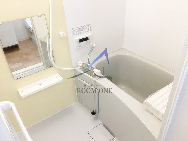 三ツ沢ルーエンハイムの浴室|お風呂です。