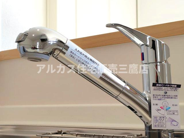 三鷹市大沢５丁目の新築一戸建のキッチン