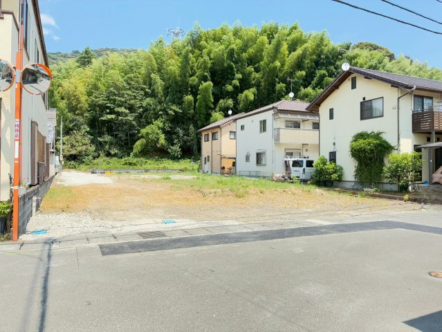 葵区羽鳥七丁目　６期　新築戸建　全3棟　３号棟の前面道路含む現地写真