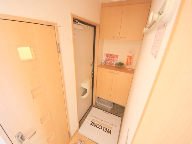 コスモス オーゼの玄関