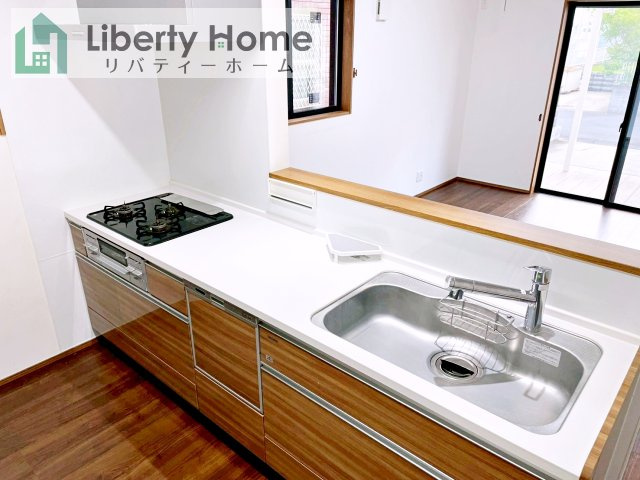 龍ケ崎市白羽１丁目　中古戸建のキッチン