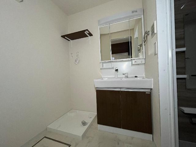 Ｌｉｍｎｅ（リムネー）の独立洗面台|洗髪洗面化粧台