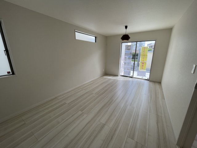 GL読谷村大湾２期１棟の居間・リビング