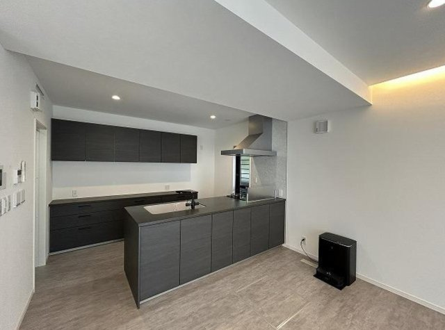 兵庫県芦屋市戸建オーナーチェンンジのキッチン