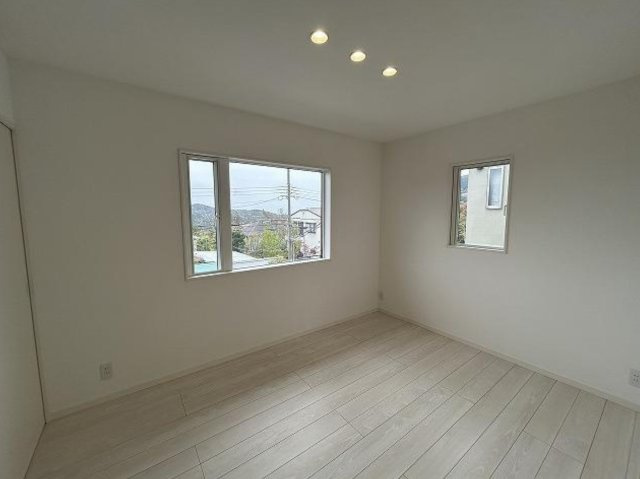 兵庫県芦屋市戸建オーナーチェンンジの洋室