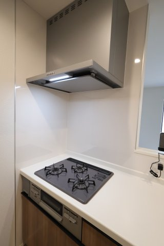 《仲介手数料無料》西区三橋５丁目1071-1(1号棟)新築一戸建てリナージュのキッチン|撮影日 2025年11月21日 11:50 晴れ