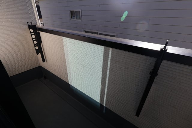 《仲介手数料無料》西区三橋５丁目1071-1(1号棟)新築一戸建てリナージュのバルコニー|撮影日 2025年11月21日 11:50 晴れ