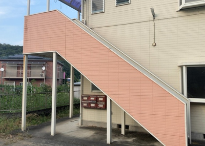 【外観】 | パンプキンハイム | 人が暮らすうえで日光は大切な要素となります。日当たりの良さは譲れないポイントですね。併せて近くに大きな建築物の建築予定がないか、あるいはそれが可能な土地が近くにないか事前に確認することもお勧めします。