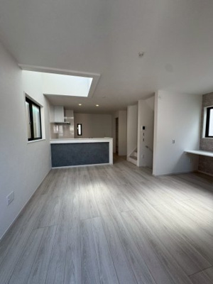 【居間・リビング】 | 塩釜口1期 | キャンペーン対象物件です♪詳細は弊社ホームページもしくはスタッフまでお気軽にお問合せ下さいませ♪ お役に立てる自信があります♪