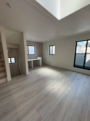 【居間・リビング】 | 塩釜口1期 | キャンペーン対象物件です♪詳細は弊社ホームページもしくはスタッフまでお気軽にお問合せ下さいませ♪ お役に立てる自信があります♪