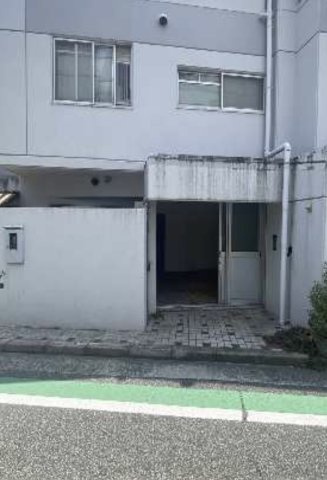 尼崎市東塚口町１丁目の店舗一部の画像