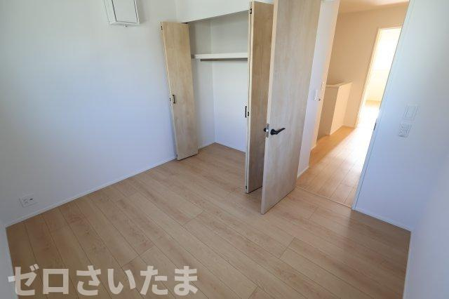 《仲介手数料無料》西区三橋５丁目1071-1新築一戸建てリナージュの洋室|撮影日 2025年11月21日 11:50 晴れ