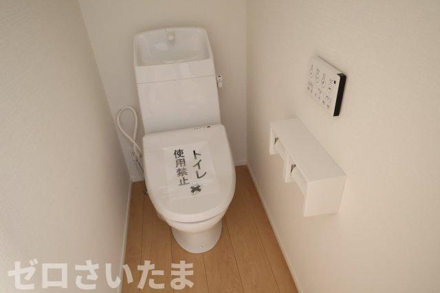 《仲介手数料無料》西区三橋５丁目1071-1新築一戸建てリナージュのトイレ|撮影日 2025年11月21日 11:50 晴れ