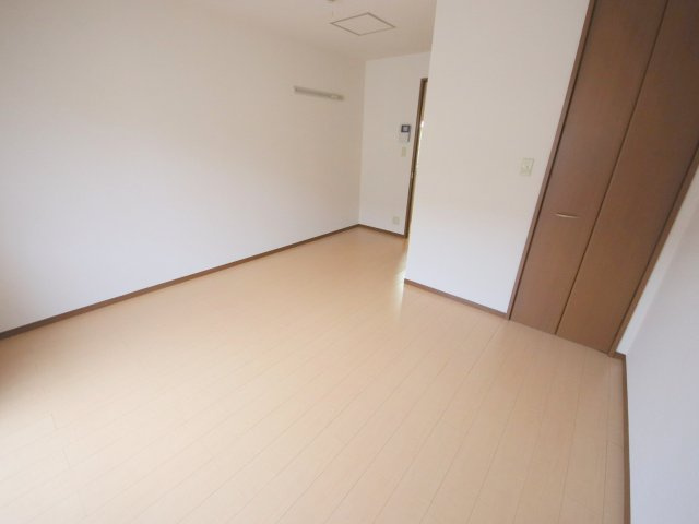 サンロイヤルⅠの居間・リビング