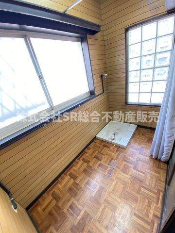 中石切町1丁目中古戸建のランドリースペース|間取りでは納戸になっていますが、洗濯物も干せ、一つの家事が完了できます！