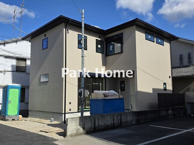 高知市旭町3丁目　新築戸建て