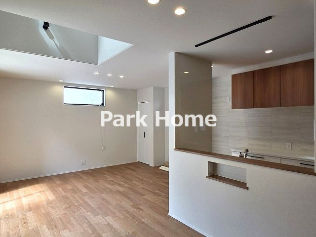 高知市旭町3丁目　新築戸建ての居間・リビング