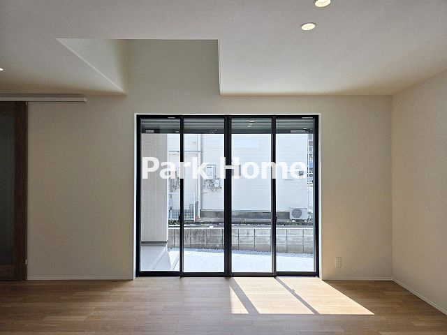 高知市旭町3丁目　新築戸建ての居間・リビング|１F:約17LDK