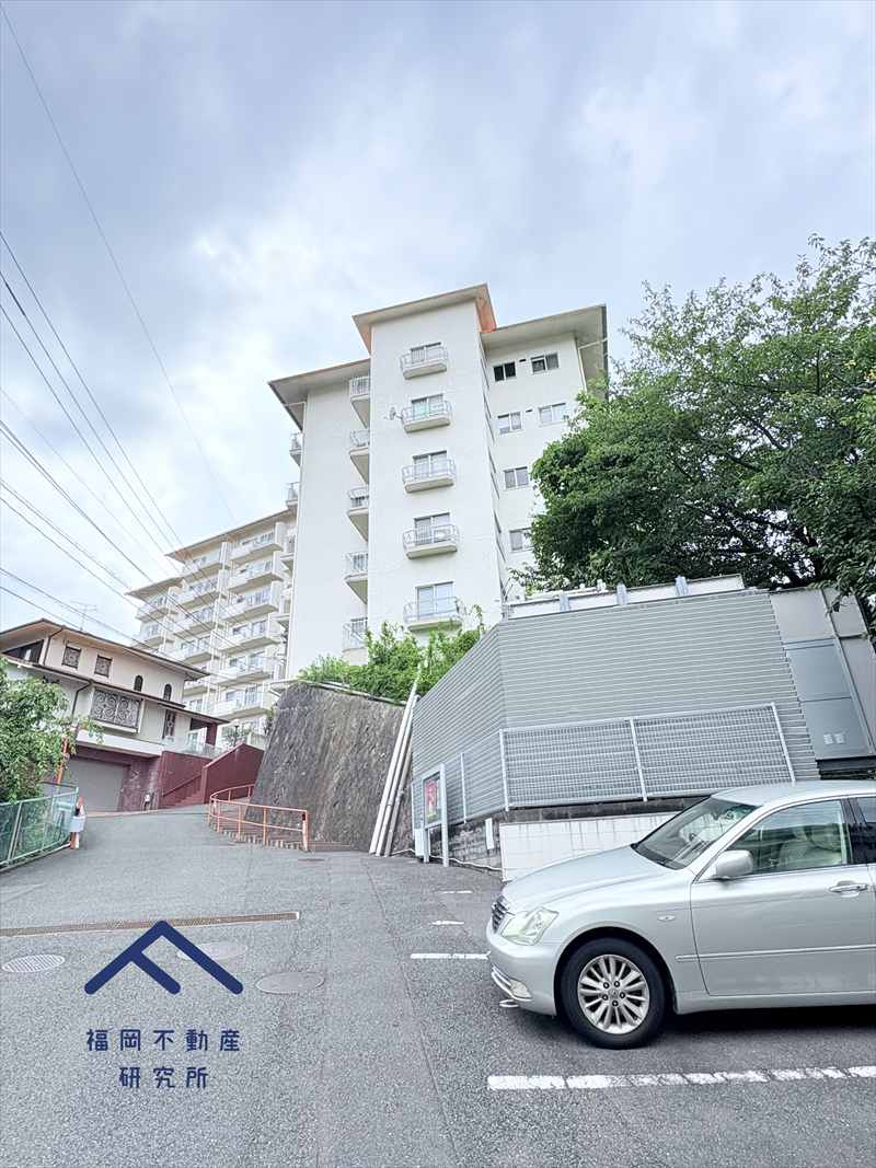 野間カステリアの外観
