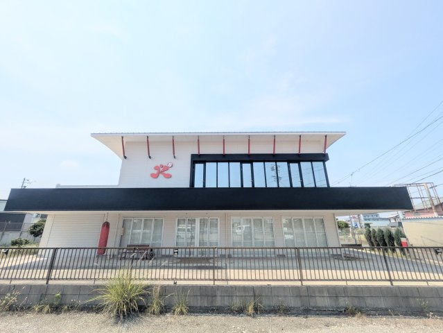 知立市新林町貸店舗の外観