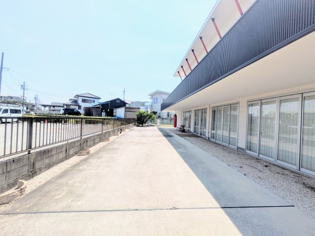 知立市新林町貸店舗の外観パース