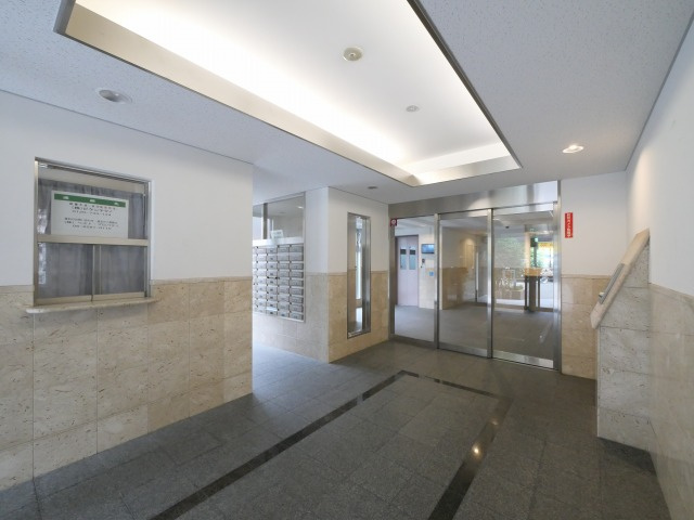 大阪市中央区森ノ宮中央１丁目の賃貸マンションのロビー