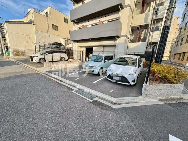 S-RESIDENCE熱田Ⅱの駐車場