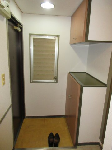 末吉町マンションの玄関|末吉町マンション
