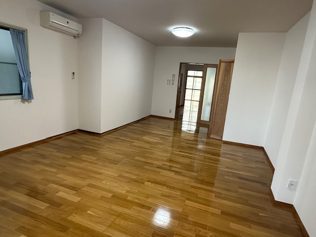 ケンズハウスの居間・リビング