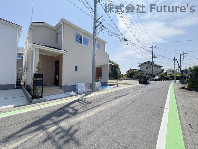 三郷市彦倉1丁目　新築戸建　全4棟　1号棟の前面道路含む現地写真|前面道路含む現地写真です。