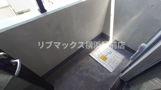 【バルコニー】クレヴィスタ阪東橋