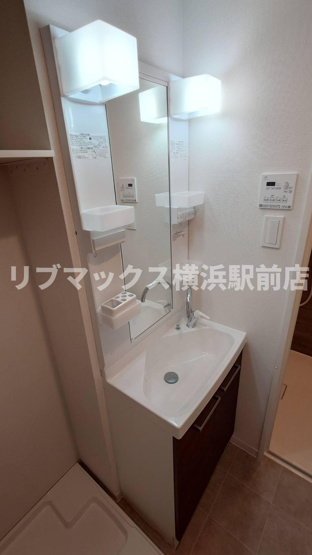 【洗面所】クレヴィスタ阪東橋