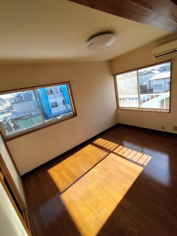 パレスかねこの洋室