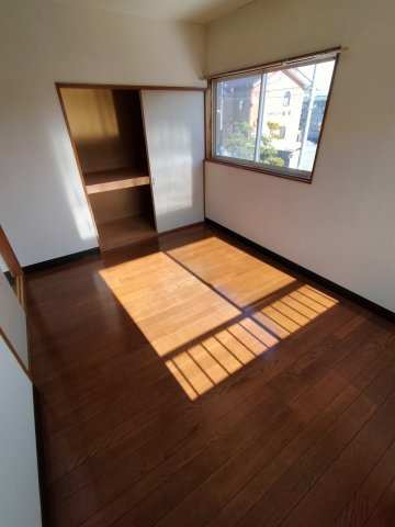 パレスかねこの洋室