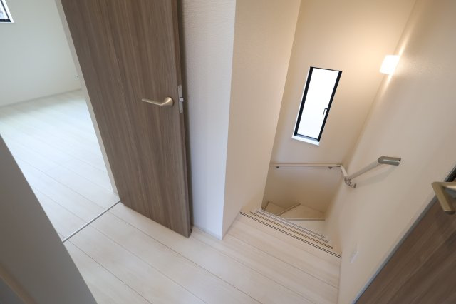 《仲介手数料無料》上尾市大字原市4001-16(全1戸)新築一戸建てハートフルタウンの内装|撮影日 2025年10月28日 15:50 曇り