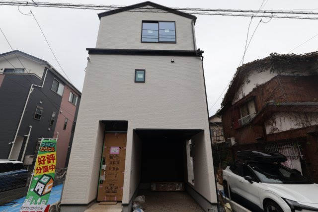 《仲介手数料無料》上尾市大字原市4001-16(全1戸)新築一戸建てハートフルタウンの外観|撮影日 2025年10月28日 15:50 曇り