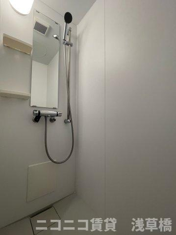 ハーモニーテラス日ノ出町のシャワールーム