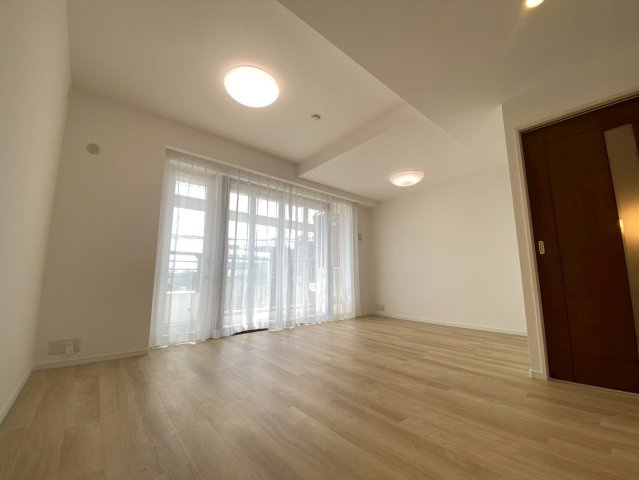 クイーンズフィールドひばりが丘ガーデンテの居間・リビング