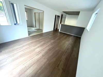 【居間・リビング】 | 【20万円ｷｬｯｼｭﾊﾞｯｸ対象物件】ファーストタウン第5広陵町大野 全6棟 1号棟