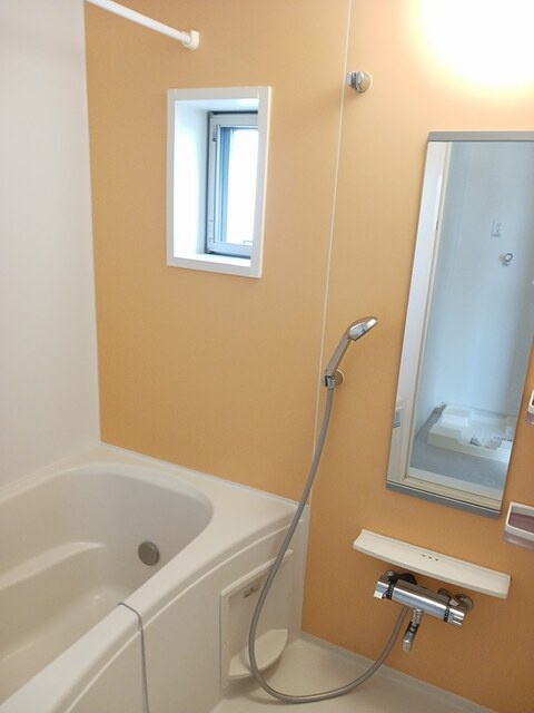 ヴィラポルトの浴室|バス