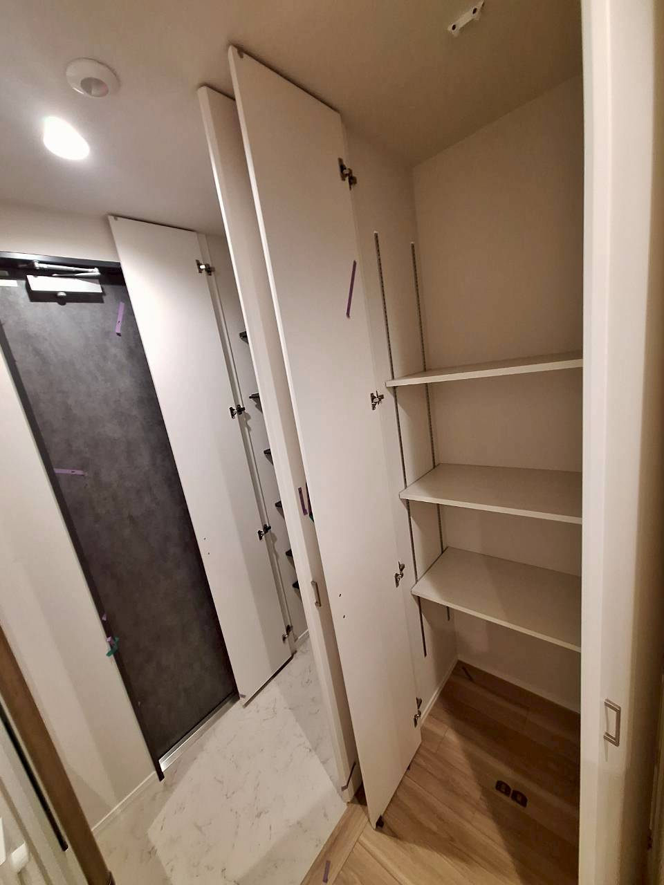 Ｉｓｔａｎａ　Ｋａｓｈｉｗａの玄関|★収納★