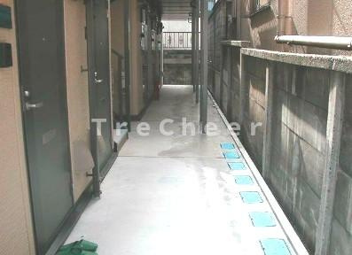 フルールウエハラのエントランス