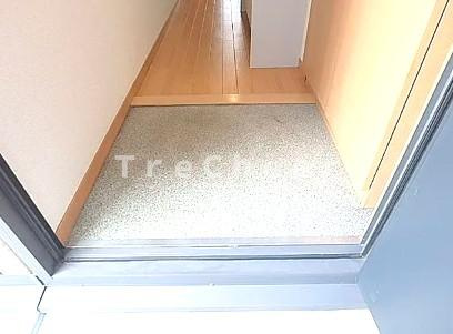 フルールウエハラの玄関